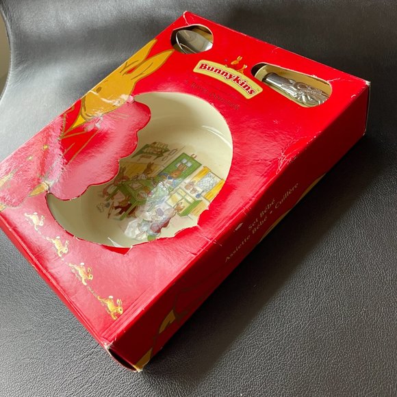 Vintage Bunnykins Royal Doulton Set Bone China bowl & spoon-NEW in box - Picture 10 of 10